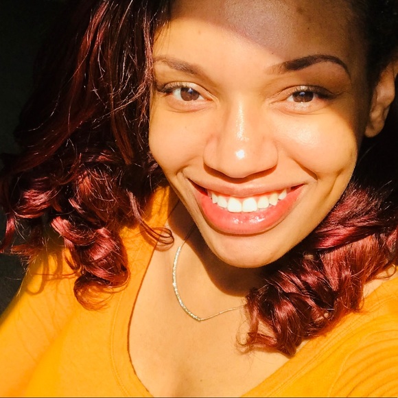 Meet your Posher, Atyan - Picture 1 of 1